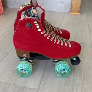 NEW Moxie Red Suede Roller Skates Women’s Size 8